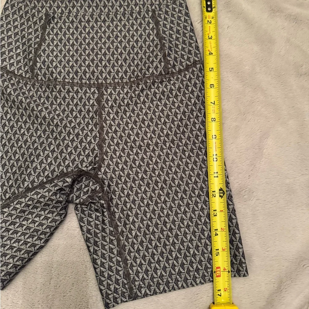 Greyson XS Compression Shorts Geometric Wolf Logo Performance Golf Training Base